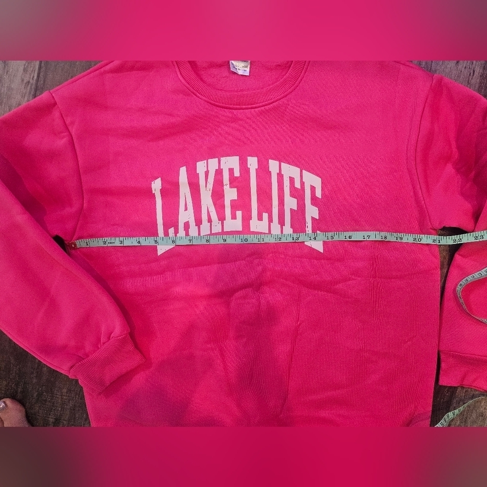 New! Lake Life Pink Soft Sweatshirt Medium - Picture 4 of 6